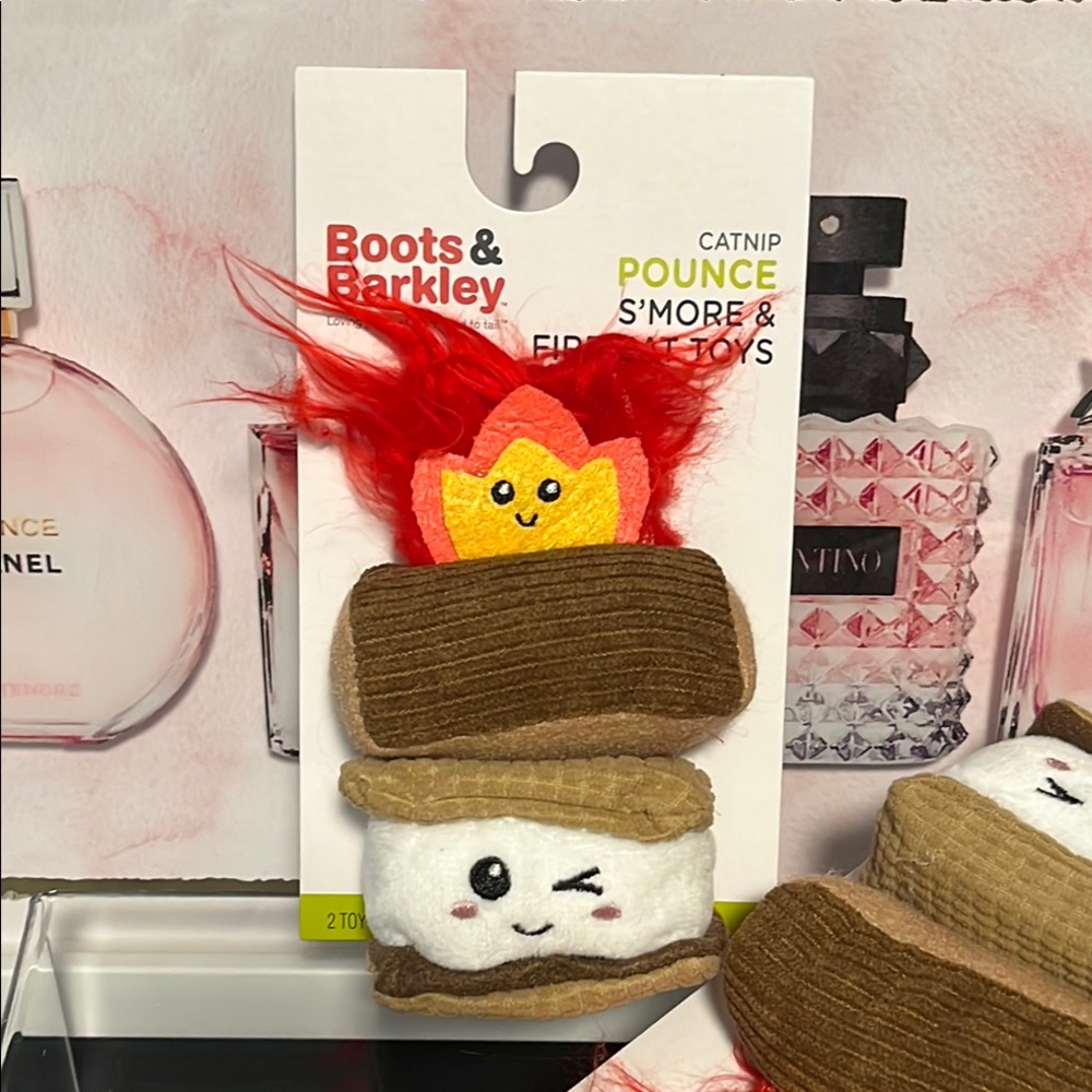 Boots & Barkley S'more Catnip Toy - Brown and Red (2 TOYS‼️ ) NWT